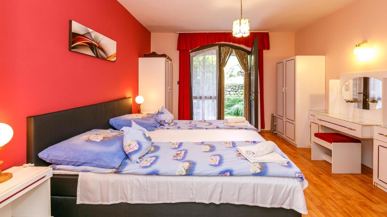 Steinhaus Bed & Breakfast 케츨리 외부 사진