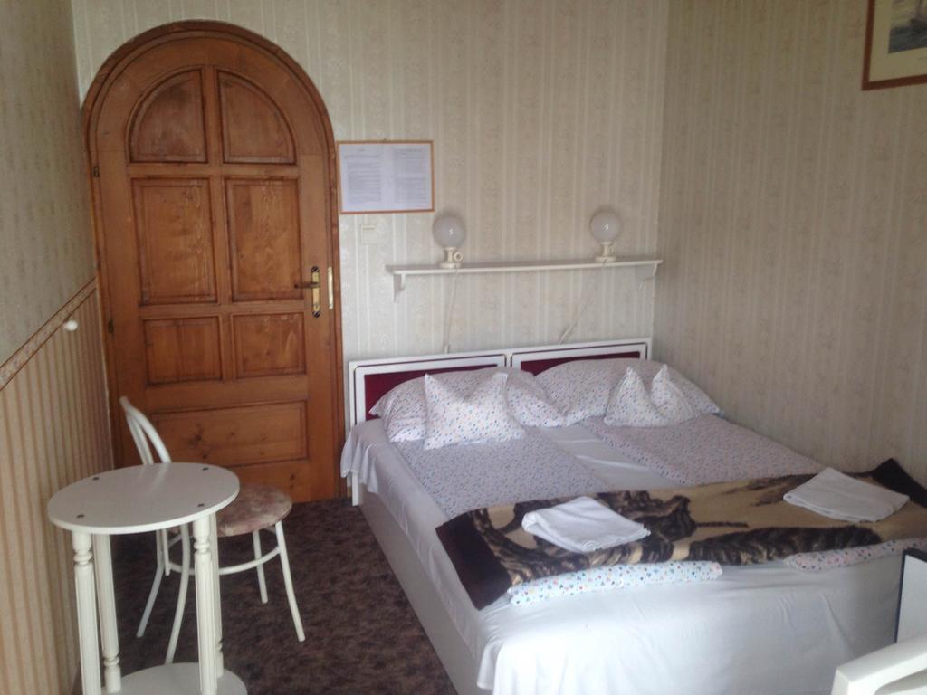 Steinhaus Bed & Breakfast 케츨리 외부 사진